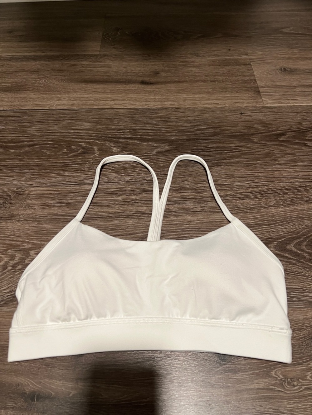 Lululemon flow y bra in white (size 6)